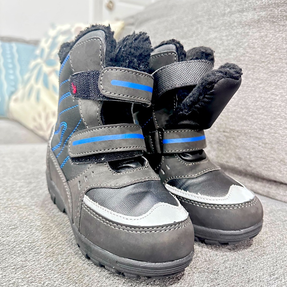 Winter boots